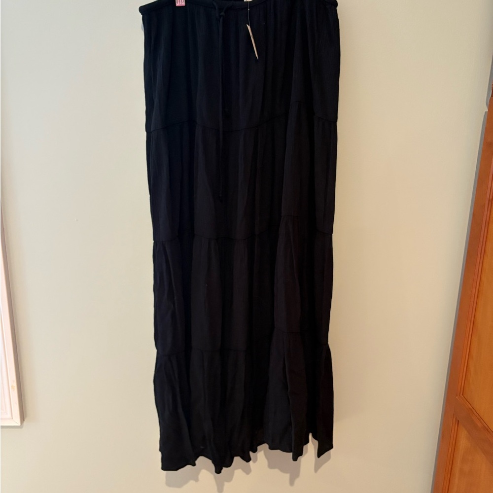 Aerie Black Tiered Maxi Skirt